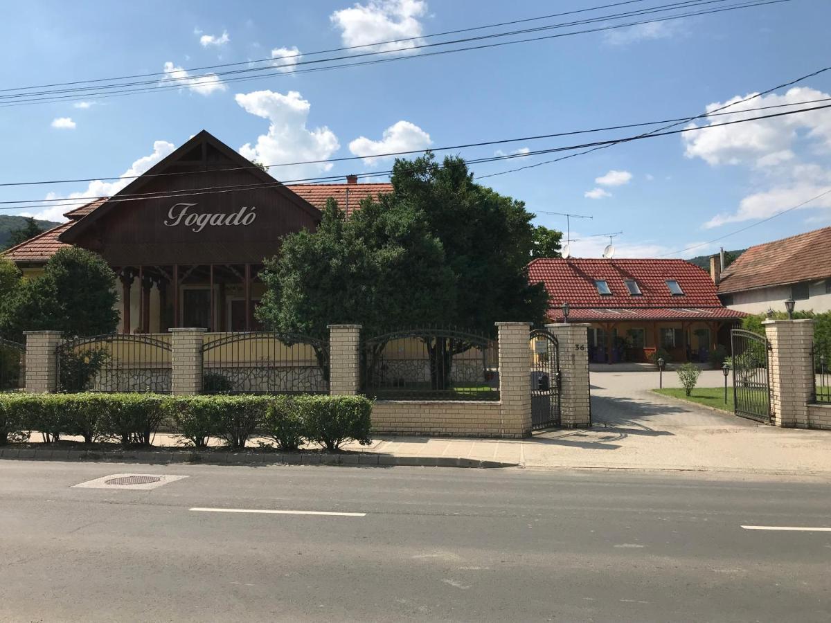 Szent Istvan Fogado Nagymaros Exterior foto